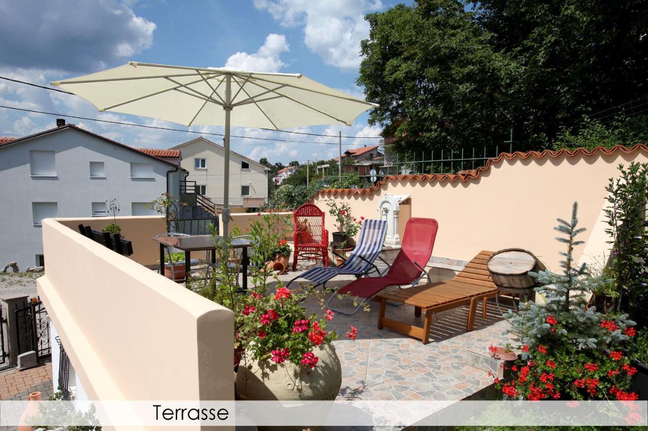 Anica Iles Apartment Viskovo Екстериор снимка